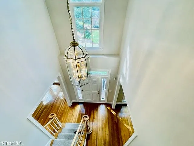104 Castleton Pl — Photo 18