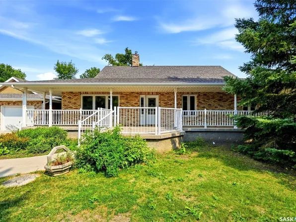 292 Regina Avenue, Katepwa Beach, SK S0G 2Y0