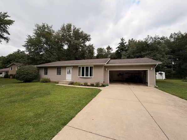 234 9th Ave NW, Demotte, IN 46310