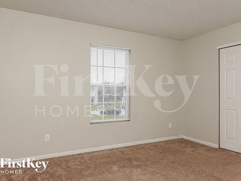 6140 Monteo Dr — Photo 11