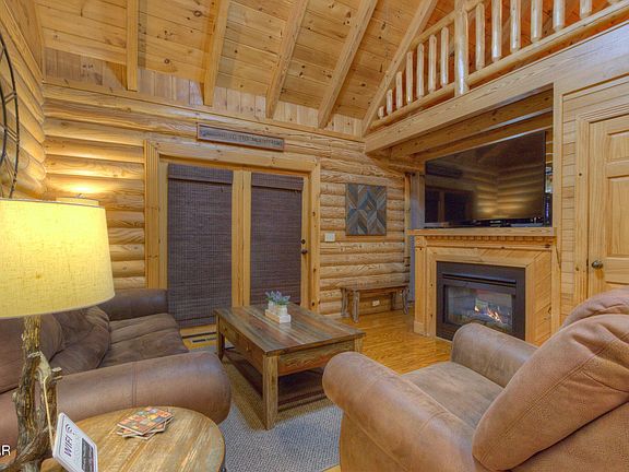 3rd image of 3139 Smoky Ridge Way