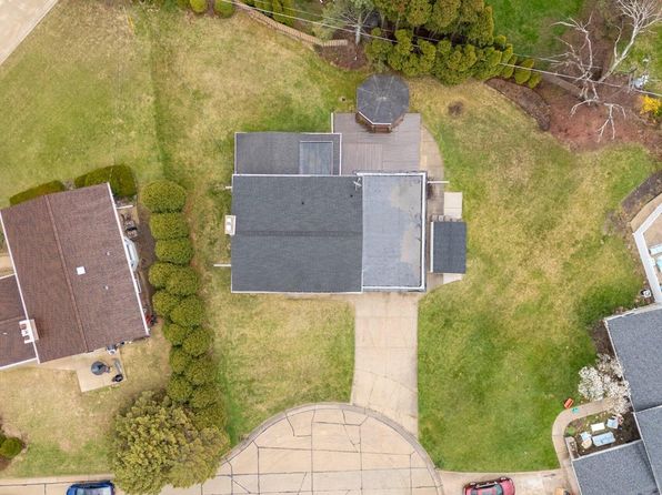 23 Queens COURT, Racine, WI 53402