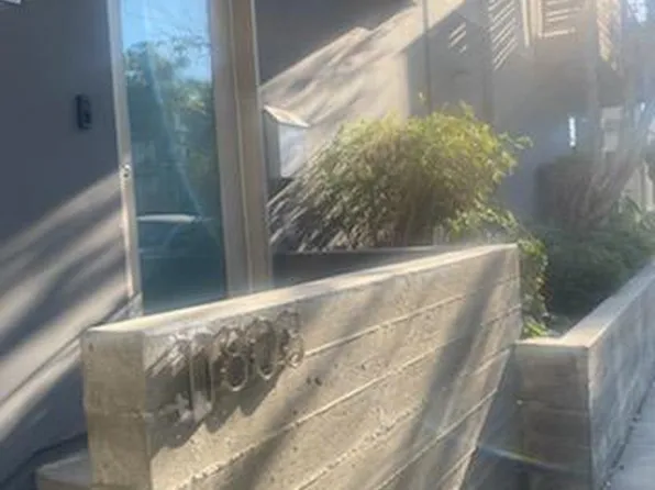 11808 W Washington Pl, Los Angeles, CA 90066