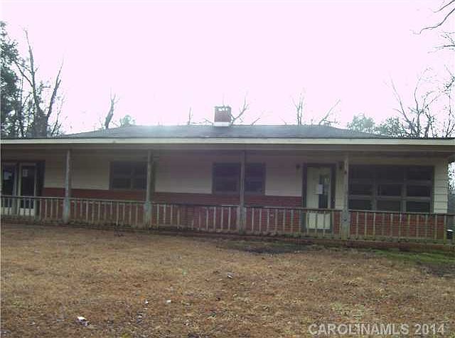 2nd image of 575 Berry Hill Dr