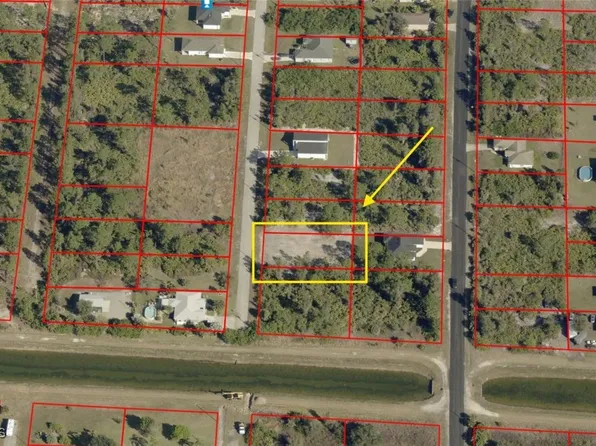6004 Ruth Ave N, Lehigh Acres, FL 33971