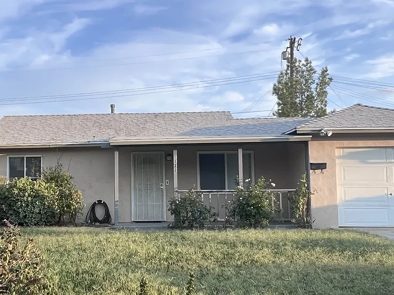 1122 W Oldfield St — Photo 1
