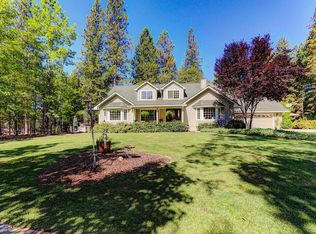 20805 Hickman Pass Rd, Grass Valley, CA 95949