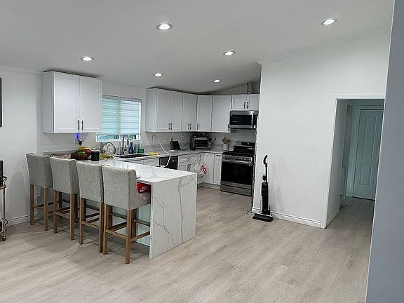 2nd image of 13458 Ratner St