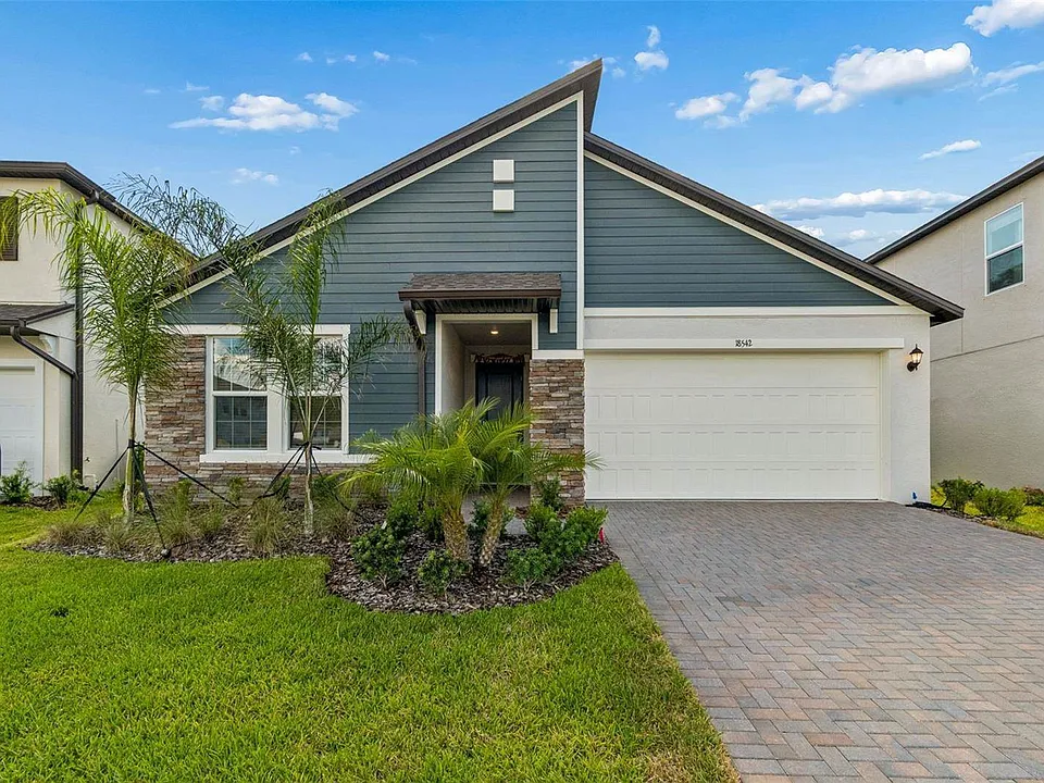 18542 Serene Lake Loop