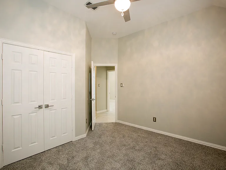 5814 Norfolk Ln — Photo 33
