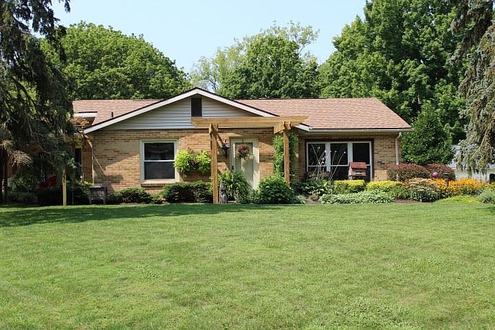 1st image of 4021 Westwood Dr