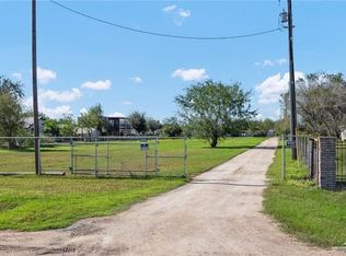 1515 S Cesar Chavez Rd, Edinburg, TX 78542
