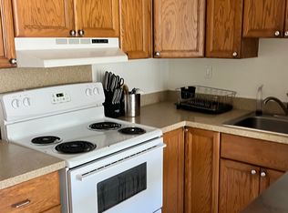 1914 University Ave APT 404, Honolulu, HI 96822