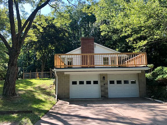Garage with new balcony