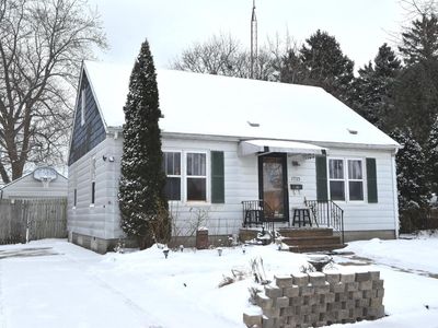 7733 34th AVENUE, Kenosha, WI, 53142