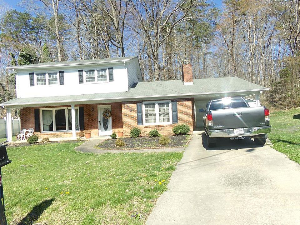 1st image of 236 Searcy St