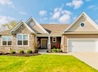 13 Covington Dr, Valparaiso, IN 46385