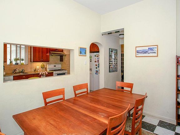 5th image of 3625 Greystone Ave