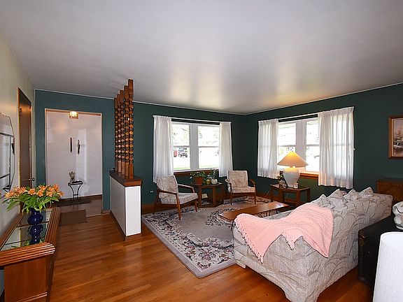 2nd image of 737 N Fordham Ave