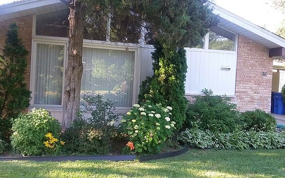 2nd image of 675 Hyacinth Pl