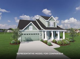 1246 Arrowood Cir W, Oconomowoc, WI 53066