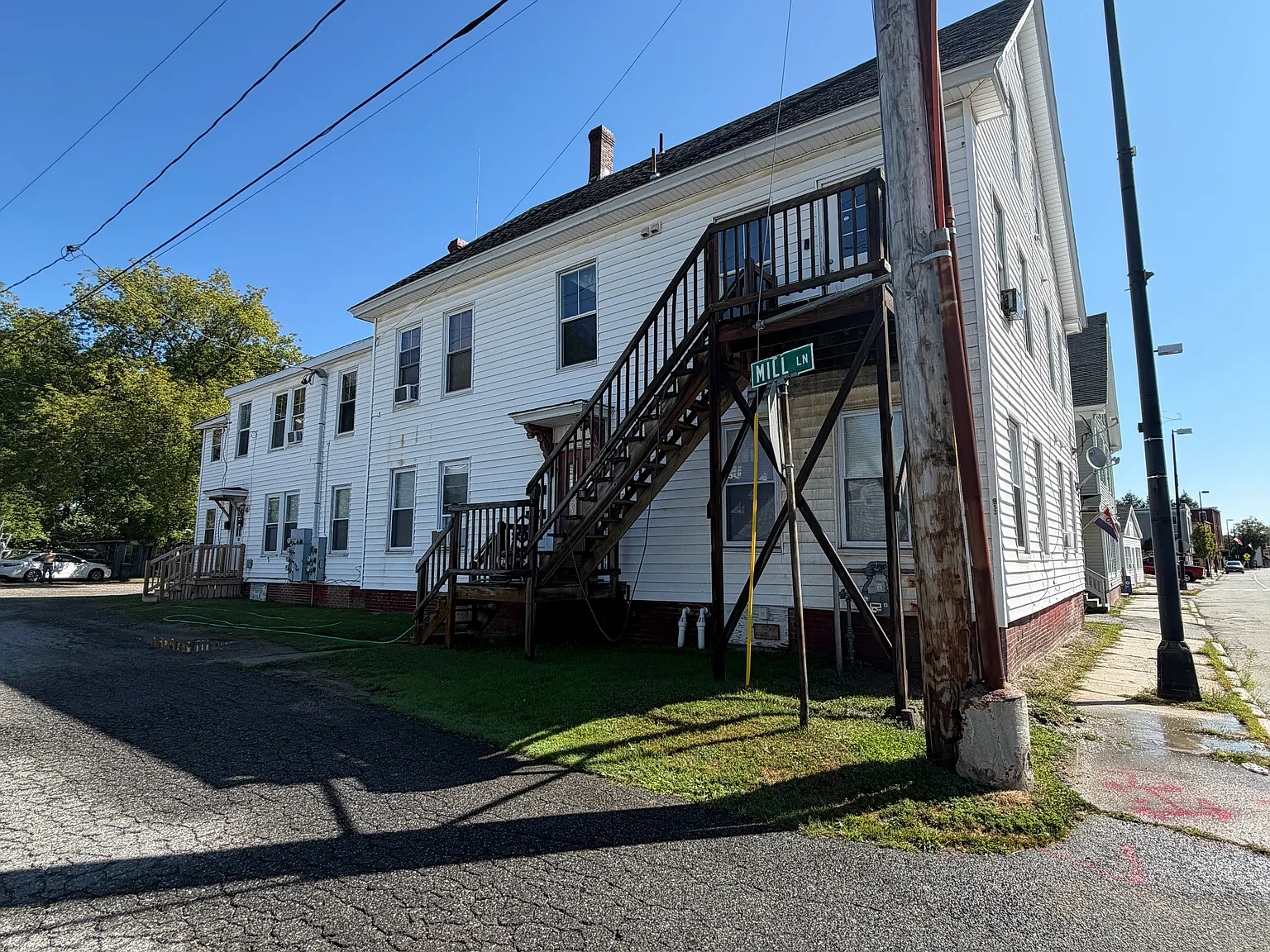 Studio, 200 sqft, $1,050 — Photo 1