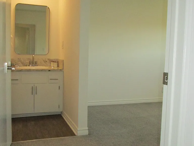 *Floor plans are digital renderings. All dimensions are approximate. Actual product and specifications may vary in dimension or detail. Not all features are available in every apartment.