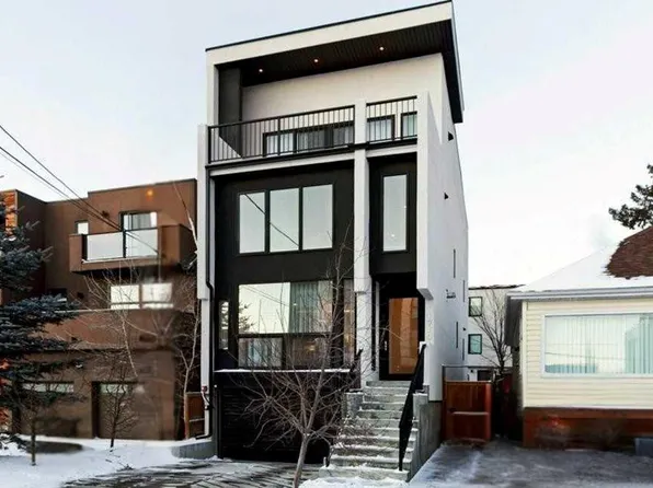 1710 S 35th Ave SW, Calgary, AB T2T 2E3