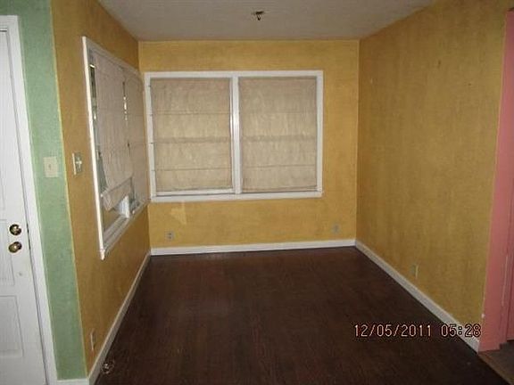 4th image of 3611 Jasmine St
