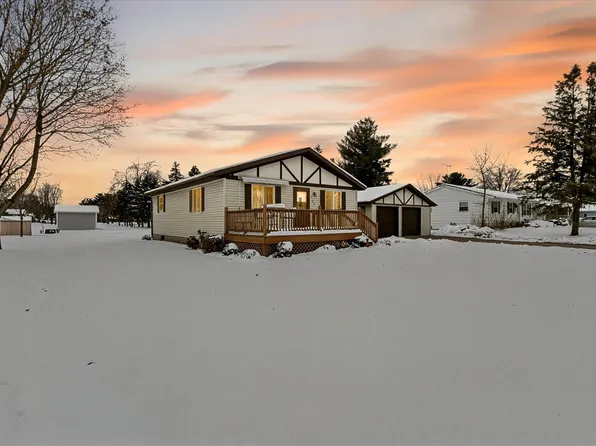N305 E 2nd Ave, Brodhead, WI 53520
