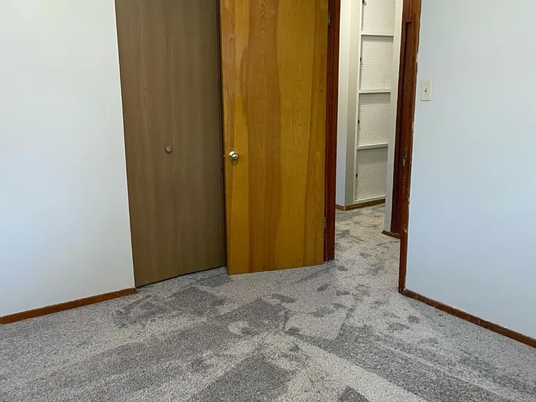 1512 Hartford Rd — Photo 10