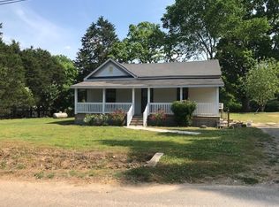 386 Hammond St, Valley Head, AL 35989