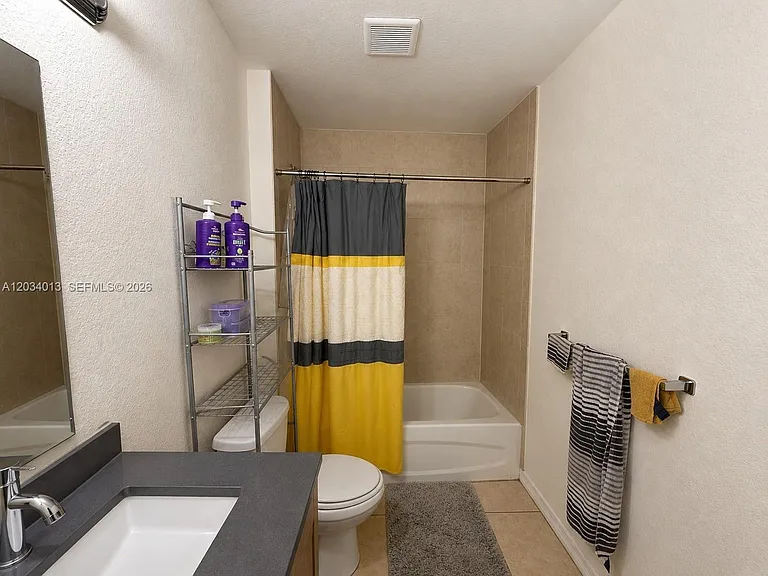 3874 SW 48th Ave #3874 — Photo 8