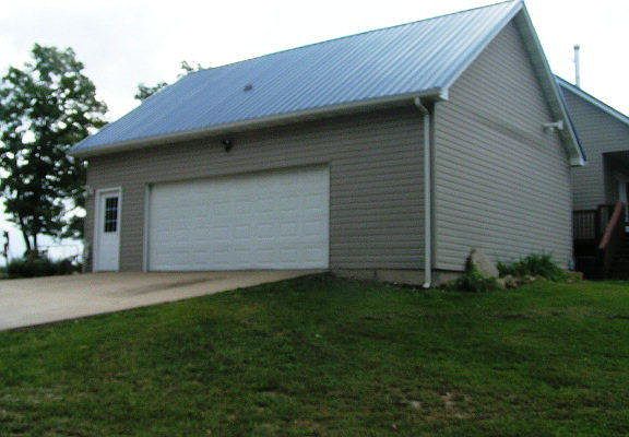 4th image of 515 County Road 5080