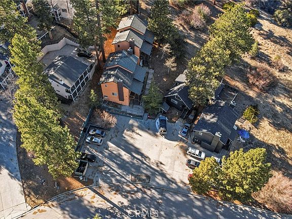 5th image of 714 Paine Rd