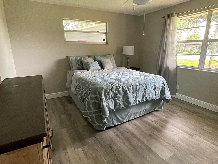 1225 Sunland Rd — Photo 11
