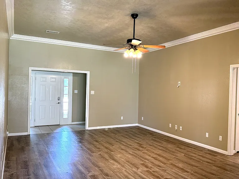 1505 Richland Ct N — Photo 26