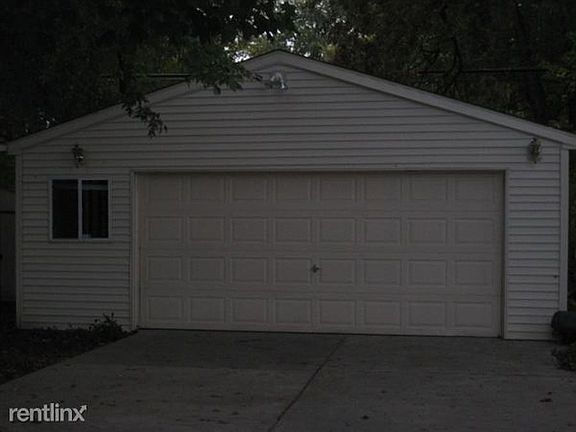 4th image of 24055 Stanford St