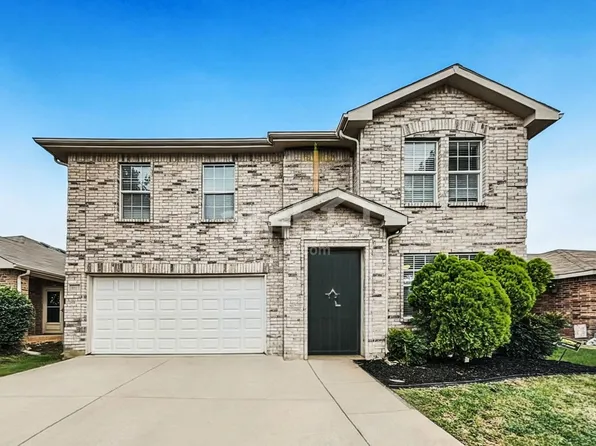 1813 Trego Dr, Justin, TX 76247
