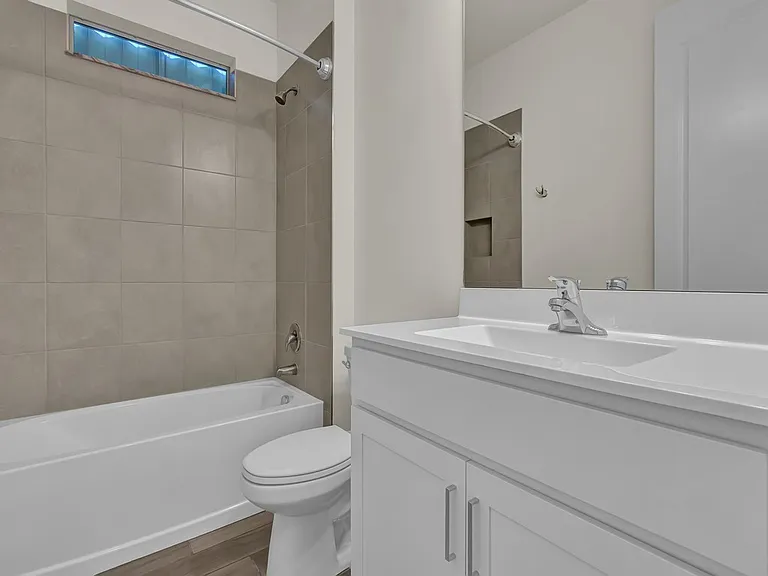 5982 Sequoia Cir — Photo 4