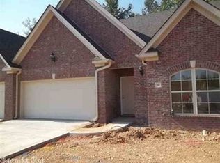 5 Valletta Cir, Little Rock, AR 72223