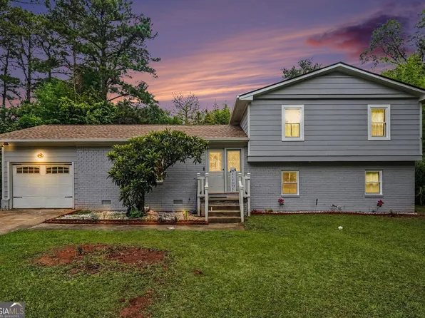 4276 Indian Forest Rd, Stone Mountain, GA 30083