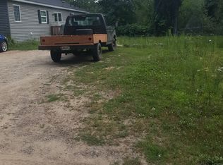 11781 Laura Ln, Crivitz, WI 54114