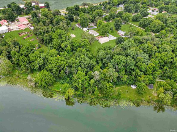 N Lakeshore Dr, Silver Lake, IN 46982