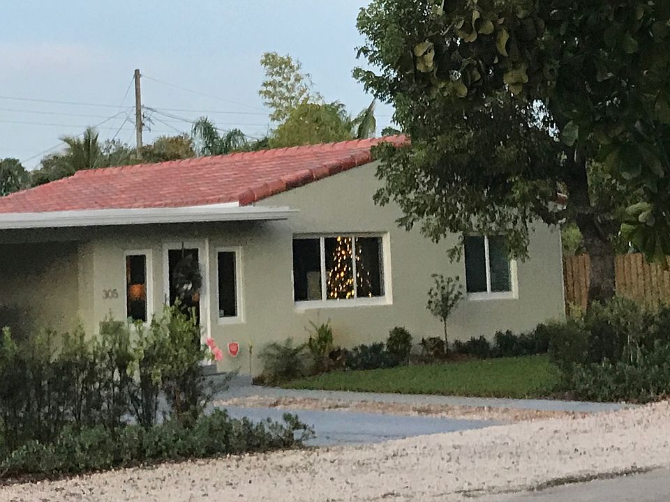 1st image of 305 NE 25th St