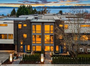 6221 Lakeview Dr #B, Kirkland, WA 98033