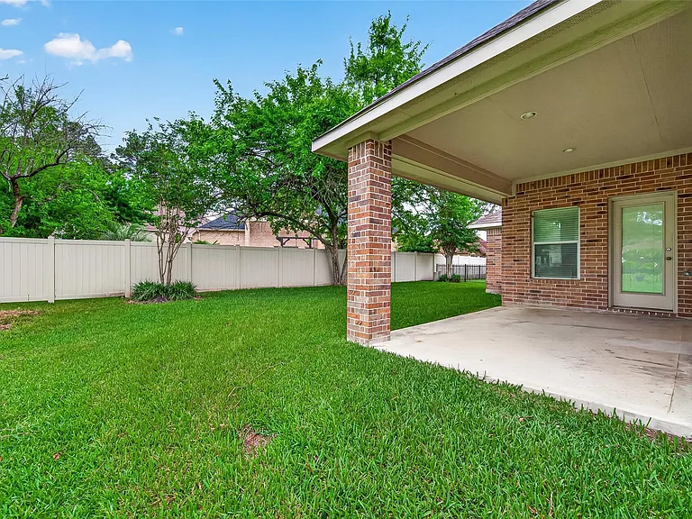 127 Monterrey Rd W — Photo 44