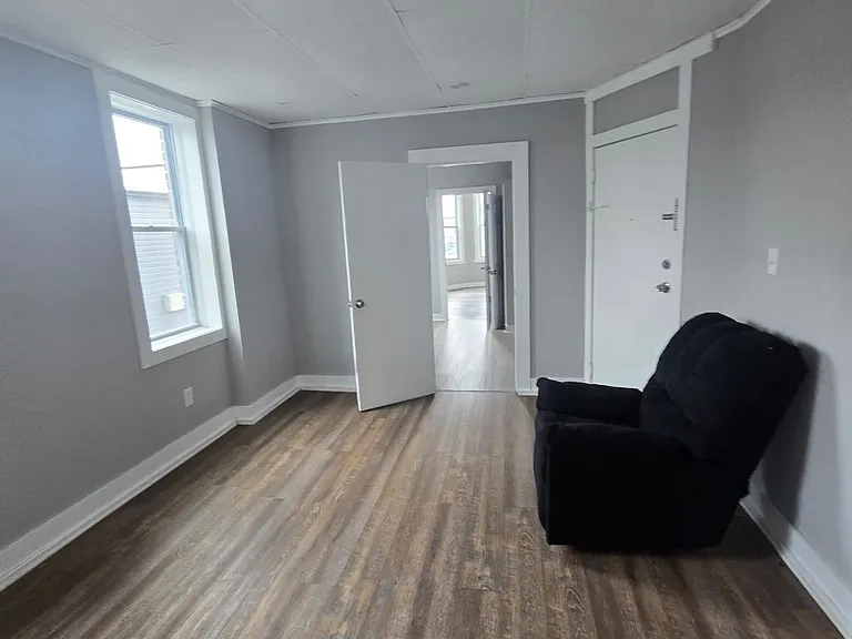 64 Hamilton Ave #6A — Photo 8