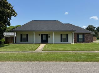 127 Lynn Dr, Lafayette, LA 70508