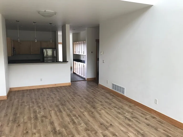 1281 Stoneridge Dr #A — Photo 8